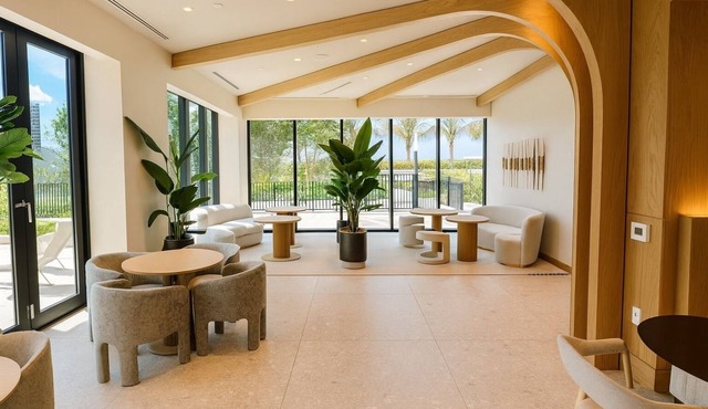 Luxury Beachside Oasis