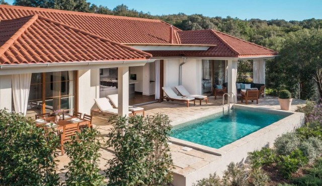 Luxury Beachside Villa Porto Bus by Interhome