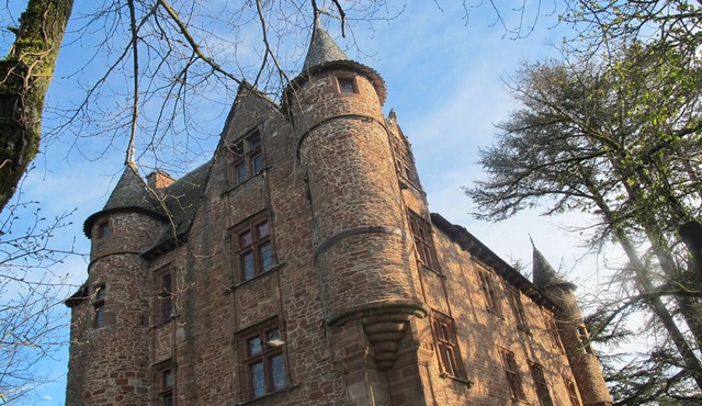 Luxury Bed and Breakfast in a park .Parking