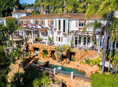 Luxury Bel Air Villa Heated Pool Panoramic Views 6 Bedrooms