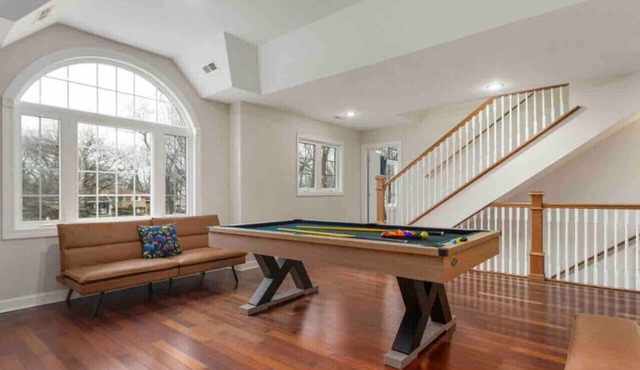 Luxury Bliss: Opulent 5BR/3.5BA Delightful Escape