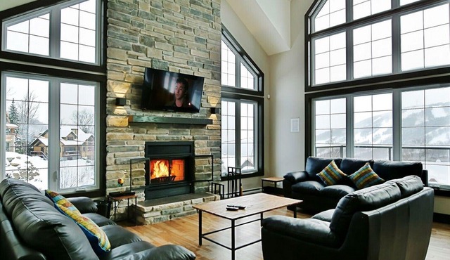 Luxury cottage, panoramic view over the entire valley/Ski Resort, 24 people