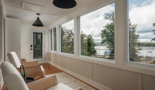 Luxury Lakefront Retreat Spa Beach Near Ski