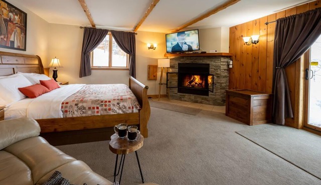 Luxury for two awaits you