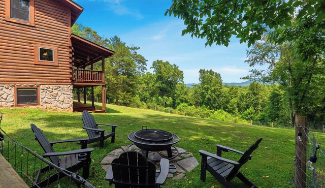 Luxury Cabin on 6 Acres w/Mountain Views Near Nelson 151 & Wintergreen