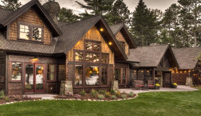 Luxury Cabin On The Whitefish Chain