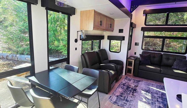 Luxury Cabin RV - The Olympic (Sleeps 6) - The most luxurious stay at RV@Olympic — brand-new Black Label with king bed, electric fireplace & LED mood lighting.