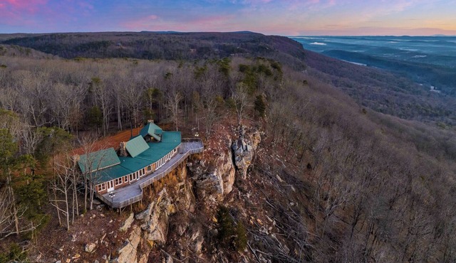 Luxury Cabin - Spectacular View in Cloudland, GA