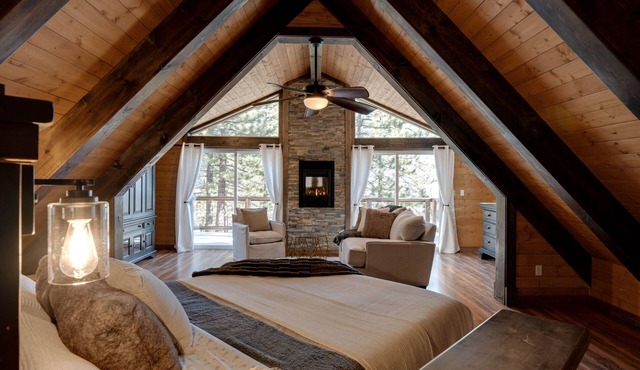 Luxury Cabin - Walk to Stagecoach Lift - Hot Tub - Mountain Views - Dogs Allowed