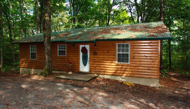 Luxury cabin with hot tub, ATV trails, and secluded in the woods