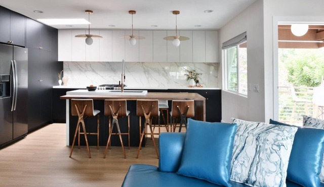 Luxury Cardiff by-the-Sea Penthouse Walk to Park and Beach with Ocean View