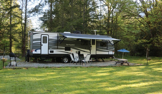 Luxury Cascade River Camping - Gateway to North Cascades National Park