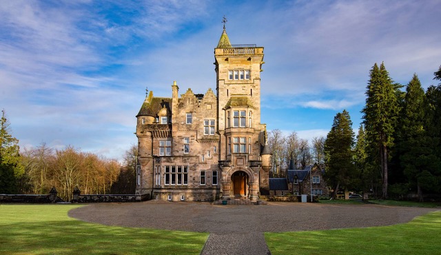 Luxury castle apartment