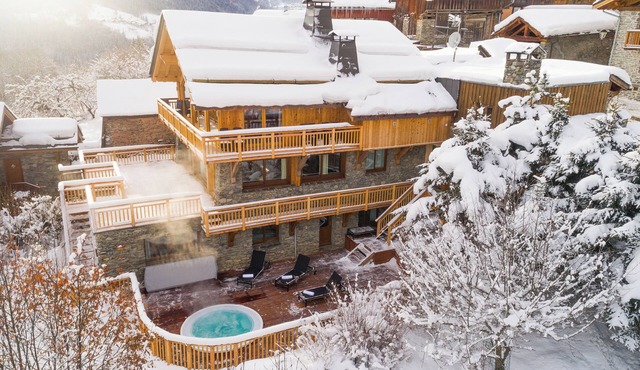 Luxury Catered Ski Chalet Iona in Meribel, France LMRB-9