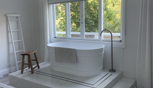 Luxury Cedar Tree Farm - Cosy Retreat with Games Room. Pet Friendly! Magic view!