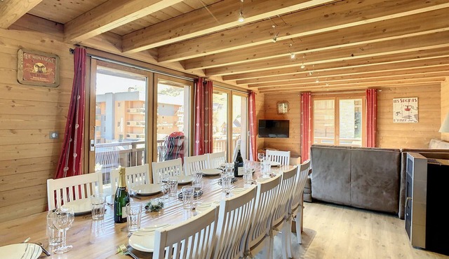 Luxury chalet 14 pers, 6 bedrooms, sauna, close to slopes