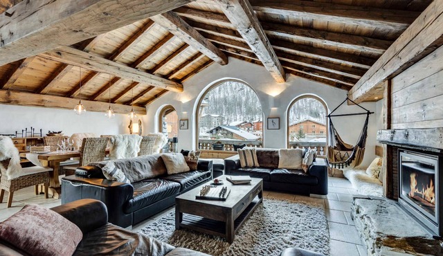 Luxury chalet 4 bedrooms, hammam, fireplace, concierge