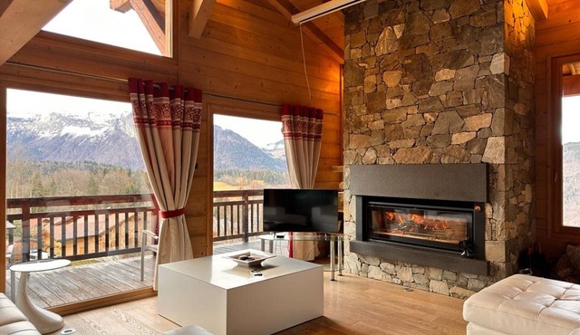 Luxury Chalet 5 Bedrooms with Jacuzzi and Parking