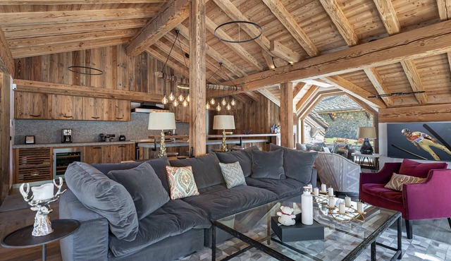 Luxury Chalet Near Ski Lifts with Wellness Area, Terrace, and Catering in Val-d'Isère