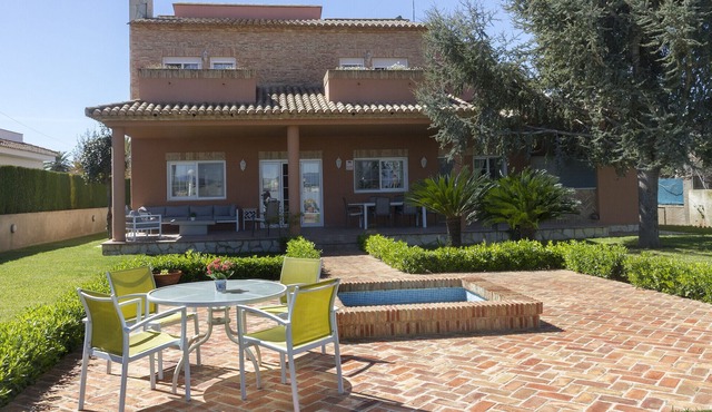 Luxury Chalet - Private Pool & Parking - Solarium