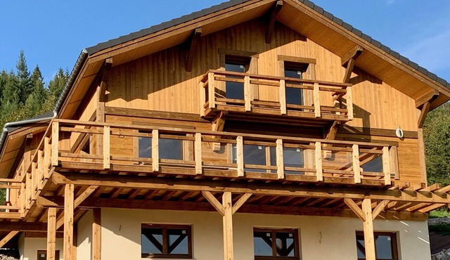 LUXURY CHALET "THE CAROJUL" IN GÉRARDMER LAKE VIEW