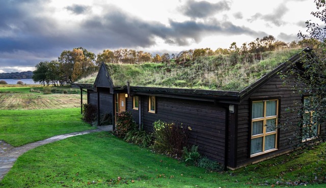 Luxury chalet with hot tub and loch views