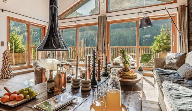 Luxury chalet with indoor pool and 5-star services in Tignes