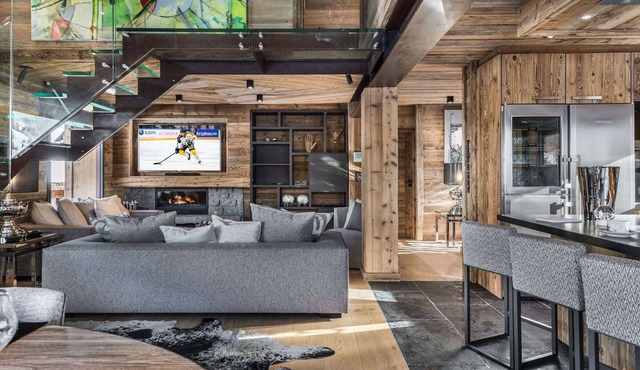 Luxury chalet with jacuzzi, cinema, and pool in Megève center