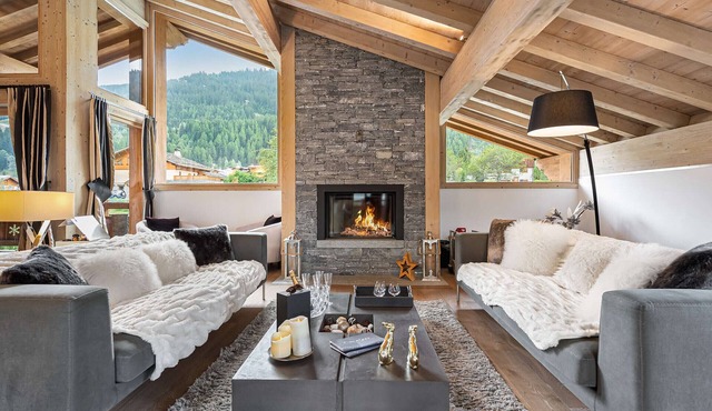 Luxury chalet with pool and spa in Courchevel