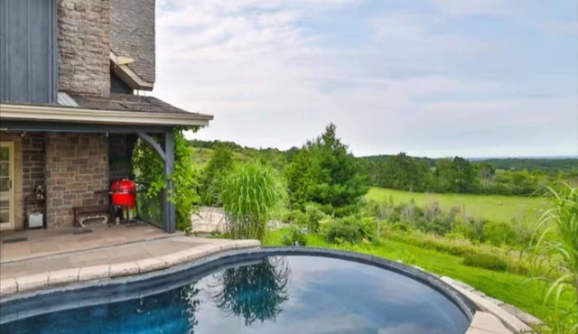 Luxury Chalet With Private Swimming Pool And Tennis Court