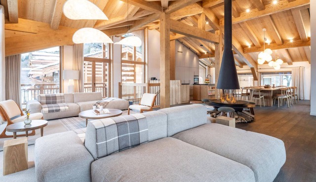 Luxury Chalet with Stunning Valley View and Premium Amenities in Courchevel Le Praz