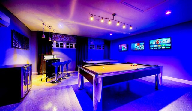 Luxury Championsgate Villa