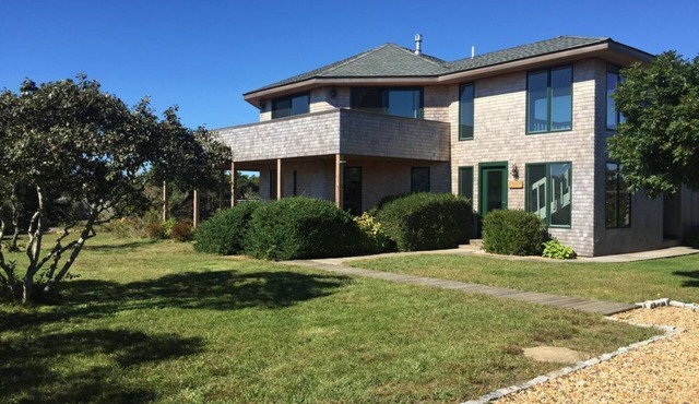 Luxury Chappaquiddick Getaway with Oceanviews