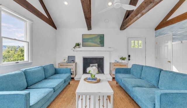 Luxury Chatham Escape w/Stunning Waterfront Views