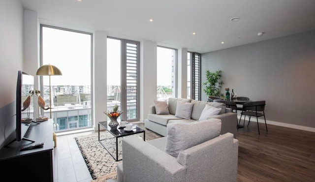 Luxury City Condo - Spa - Pool - Terrace - Gym - Parking - Central Manchester