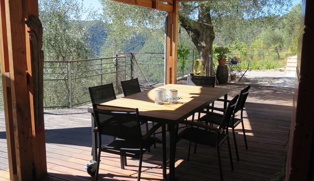 Luxury close to the French Riviera: House surrounded by nature with swimming pool