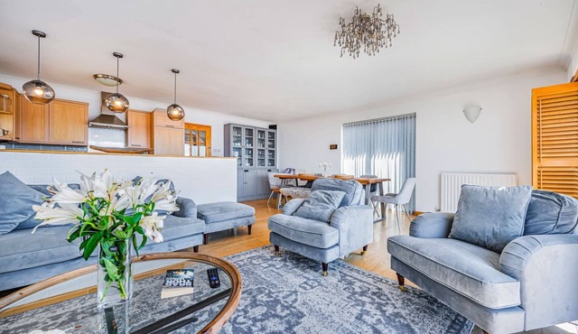 Luxury Coastal Escape