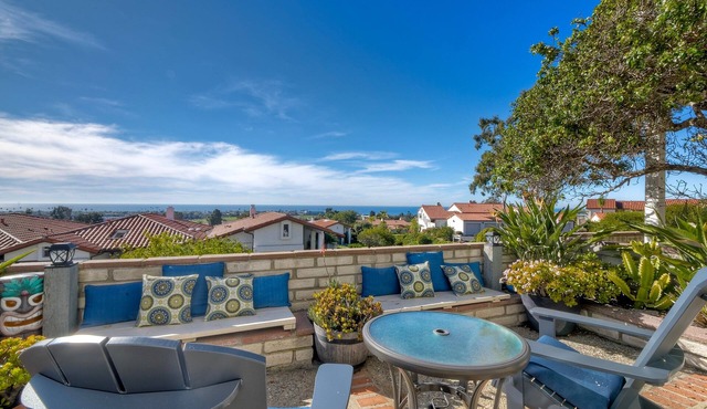 Luxury Coastal Escape | Sleeps 4 | Ocean Views + Resort Amenities