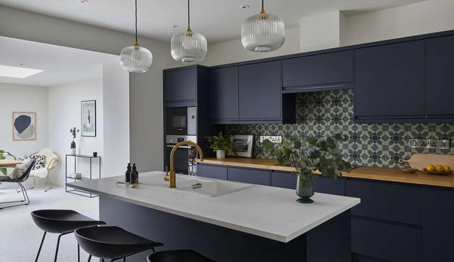 *Luxury Coastal Getaway* Newport, Pembrokeshire by Black Door Stays