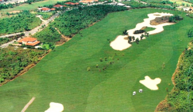 Luxury colonial Golf Villa