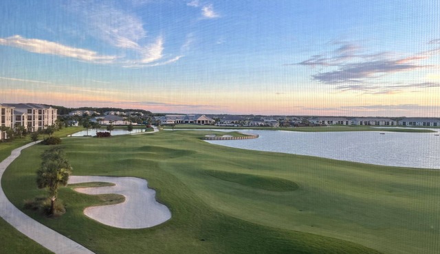 Luxury Condo! Golf Resort with pool, court sports, restaurant/bar and more!