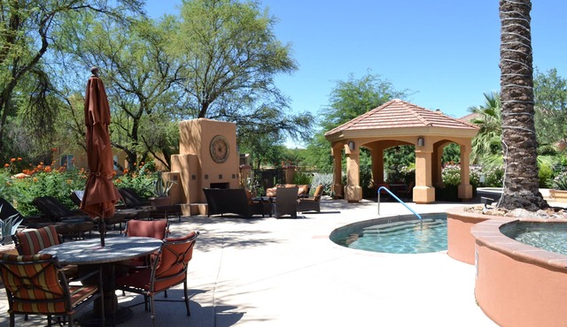 Luxury Condo in the Catalina Foothills