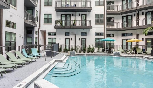 Luxury Condo in Ybor City Tampa w/Pool access