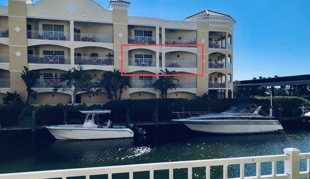 Luxury Condo on the water with Intercostal view