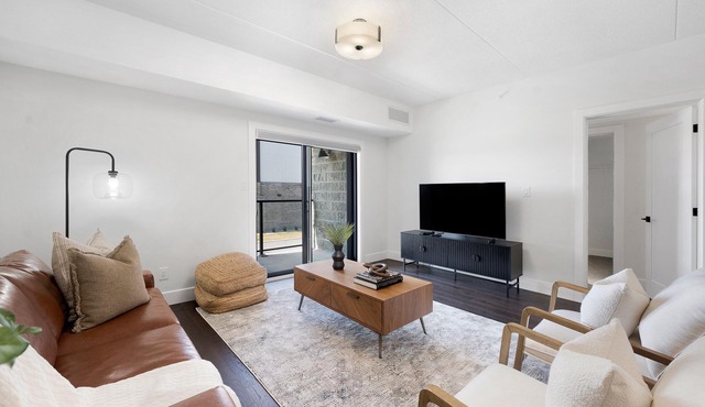 Luxury Condo Windsor/LaSalle Ontario