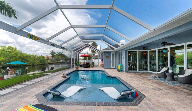 Luxury Contemporary Style House on Charlotte Harbor Area, Charlotte County House 5833
