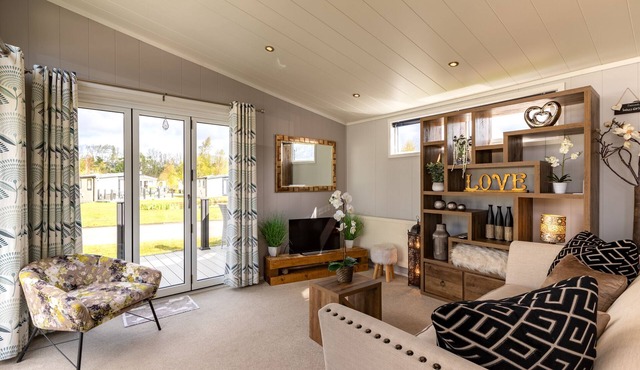 Luxury Contemporary Lodge