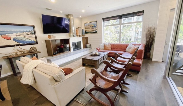 Luxury Coronado Home 500 Ft to Beach/Bay, rooftop deck