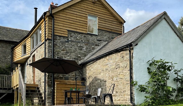 Luxury cosy countryside retreat, great for walkers. Sleeps up to 4.
