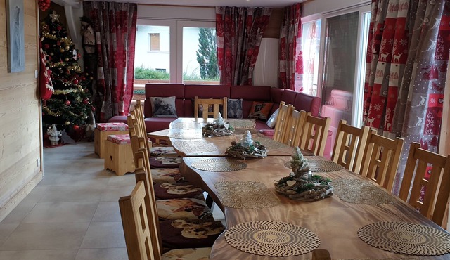 Luxury cottage 15 people with jacuzzi and sauna